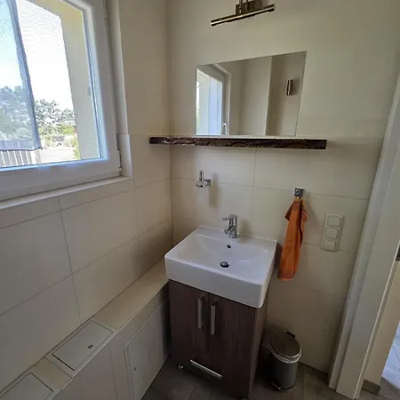 Charmantes Mit Garten & Netflix Naehe Spreewald Heinersbruck